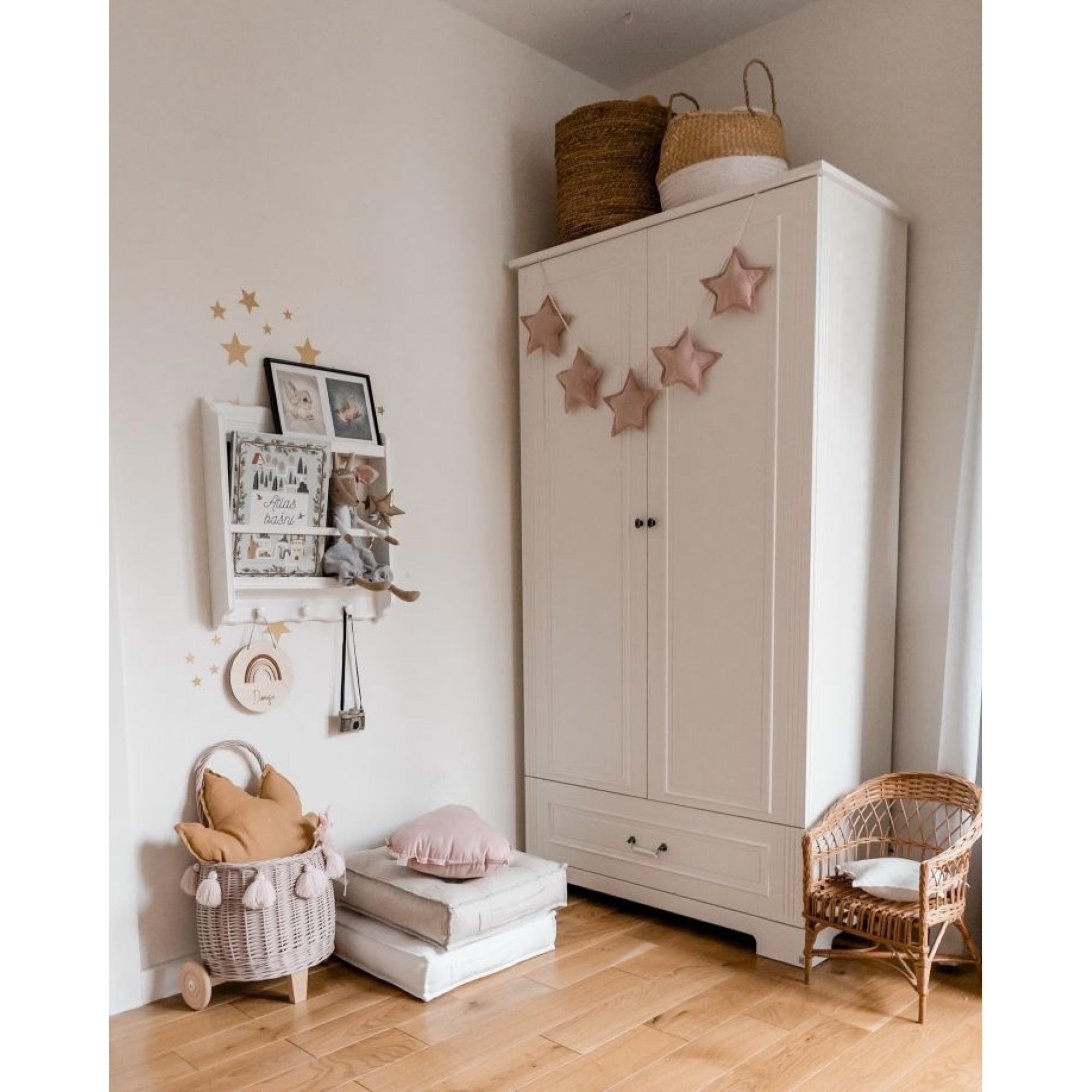 Dulap inalt 2 usi, 1 sertar, MDF, Alb, stil clasic-romantic 193x102 cm, colectia INES