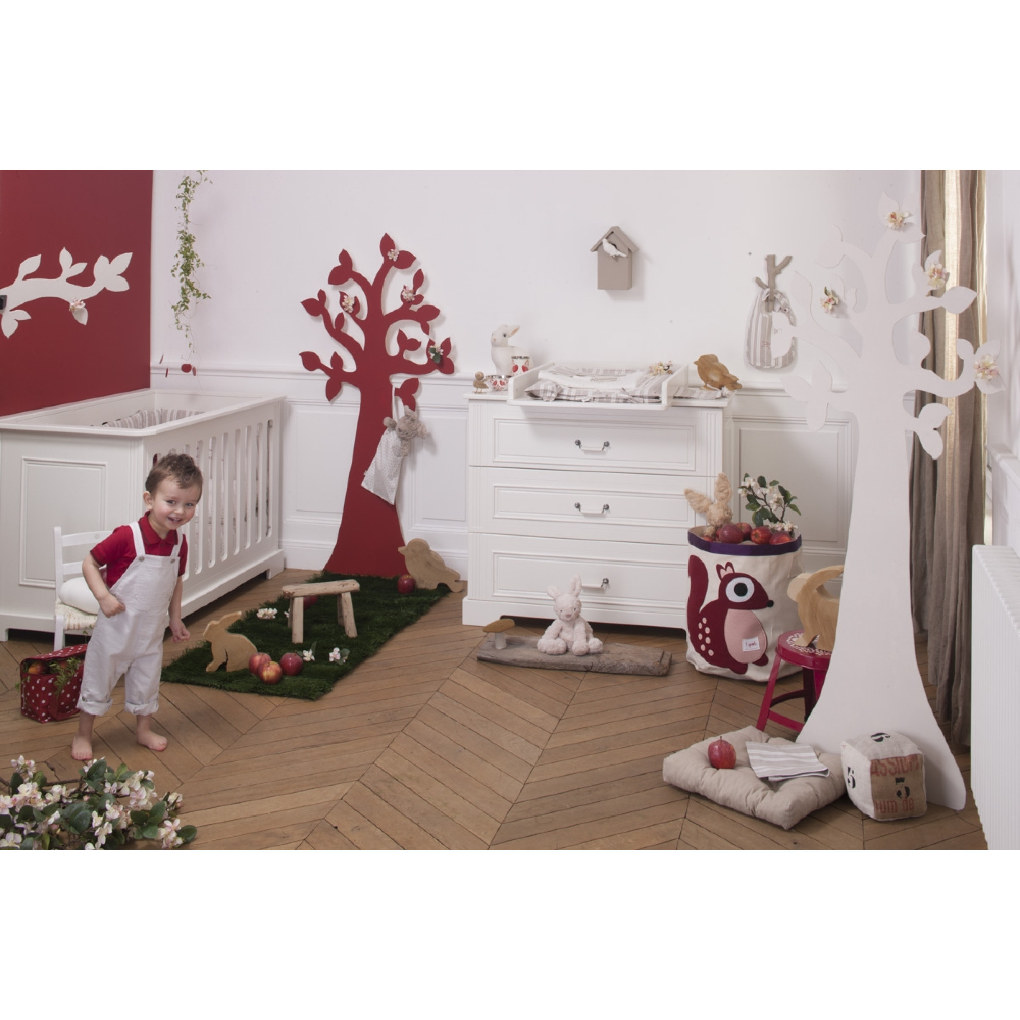 Comoda 3 sertare cu manere de portelan, MDF, Alb, stil clasic-romantic, 120x90 cm, colectia INES