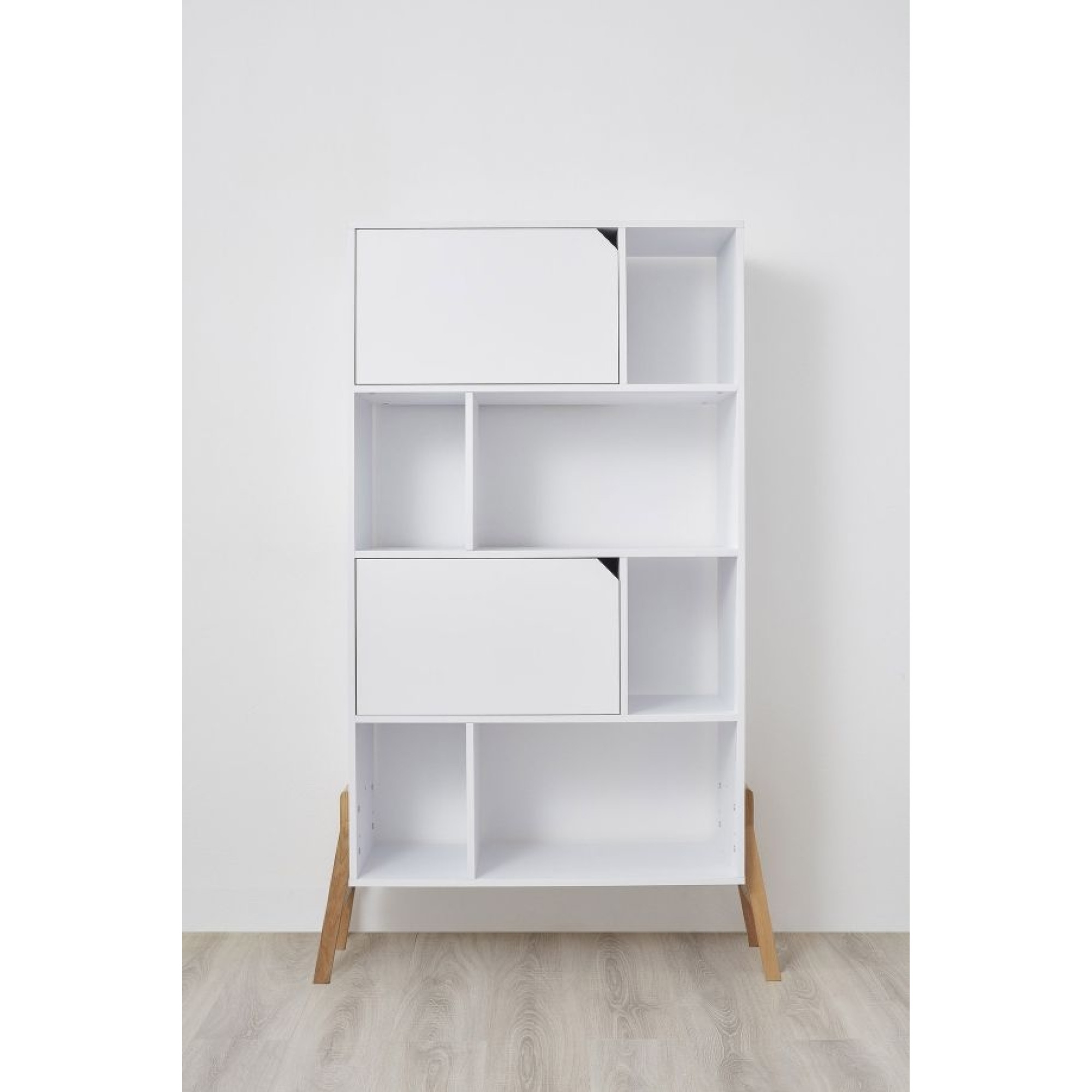 Biblioteca 4 rafturi, 2 dulapioare, PAL, picioare de lemn stejar, Alb, 167x103 cm, stil scandinav, colectia LOTTA