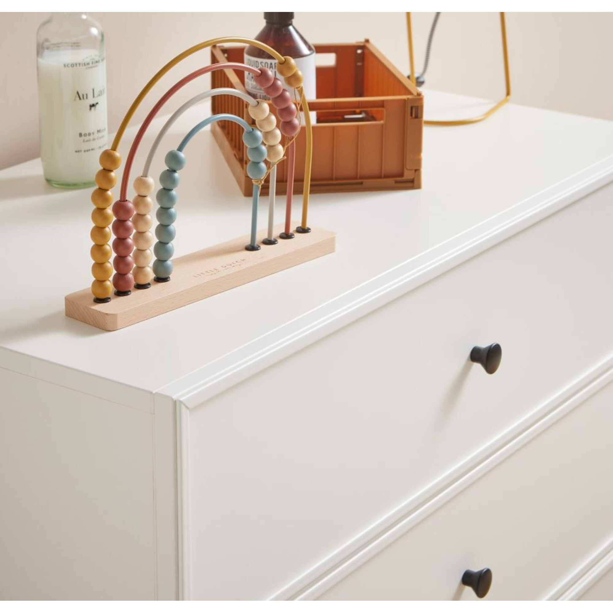 Comoda 3 sertare, Lumi, MDF cu picioare metalice, ALB