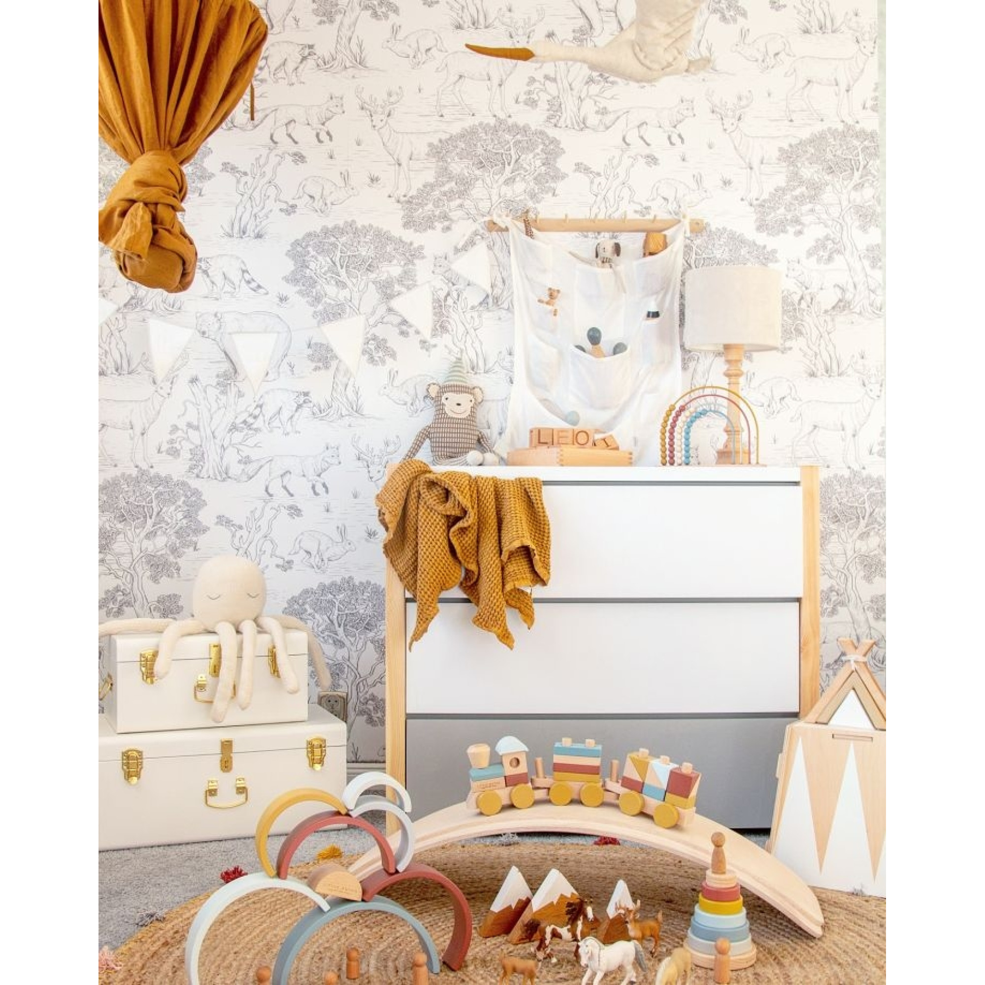 Comoda 3 sertare, cadru de lemn, stil montessori, colectia PINETTE