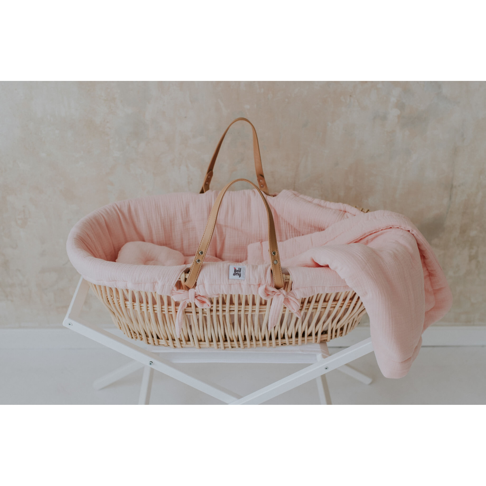 Stand pentru cosuletul bebe de rachita