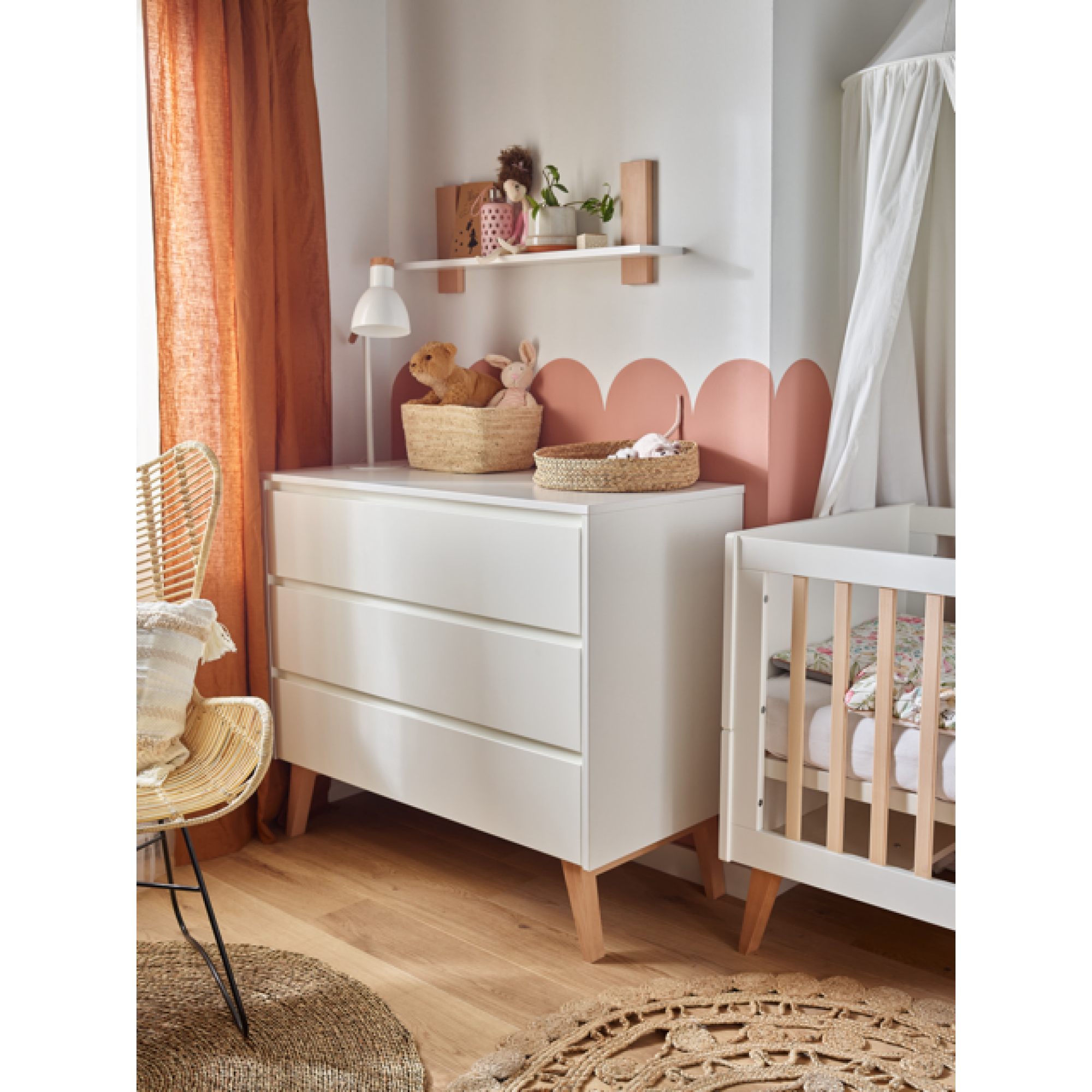 Comoda 3 sertare, MDF/Lemn de Fag, ALB, stil Scandinav, colectia Swing