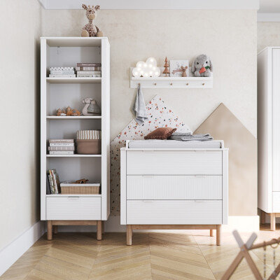 Comoda 3 sertare  din lemn masiv / MDF, colectia Miloo, alb