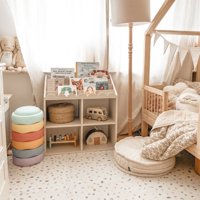 Book Nook, Biblioteca Montessori, Latte